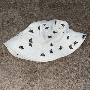 Butterfly bucket hat